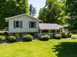 55469 Buckhorn Rd, Three Rivers, MI 49093