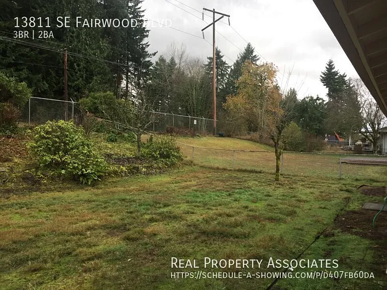 13811 SE Fairwood Blvd — Photo 36