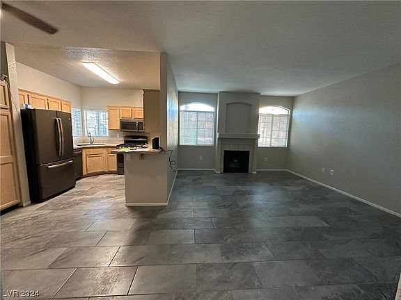 4th image of 1830 N Buffalo Dr Unit 1005
