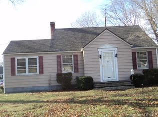 96 Saltonstall Pkwy, East Haven, CT 06512