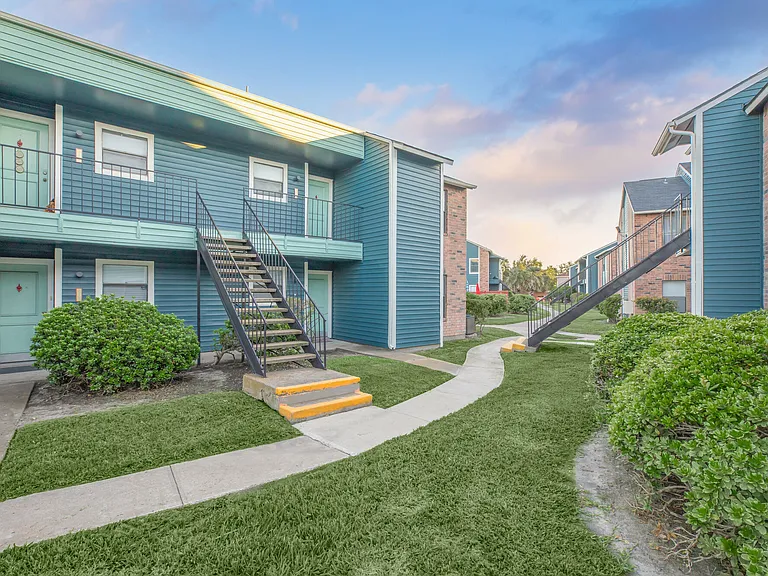 Solana Vista — Photo 29