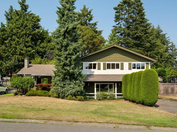 2045 San Rafael Cres, Saanich, BC V8N 2H7