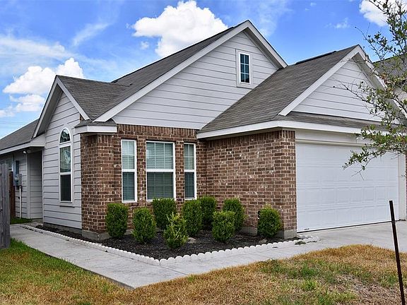 2nd image of 1411 Brighton Fort Dr
