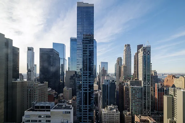 Rented by R New York | media 49