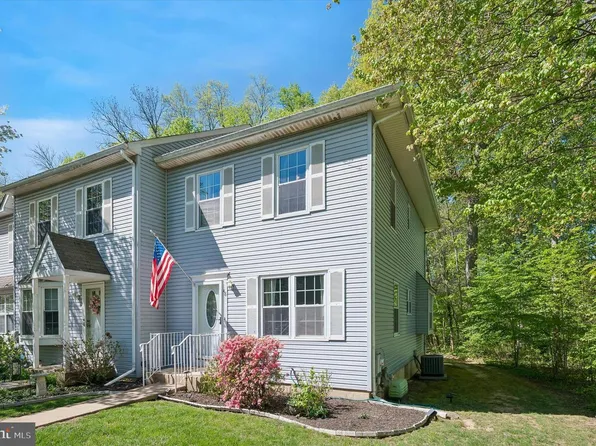 48 Andrews Ct, Upper Chichester, PA 19014