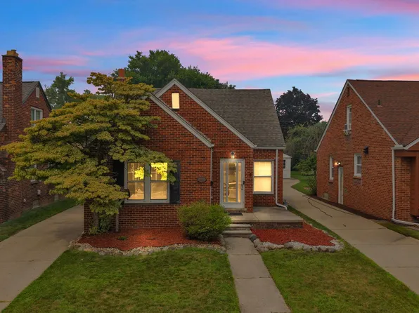 811 Mayburn St, Dearborn, MI 48128