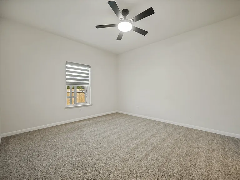 8213 White Wolf Trl — Photo 15