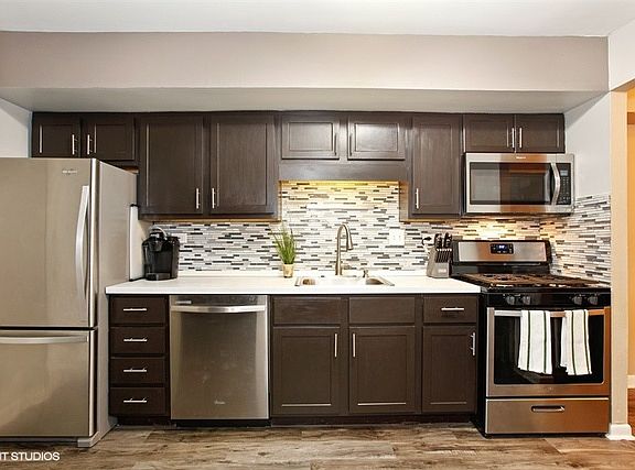 4th image of 7764 Woodward Ave #4G