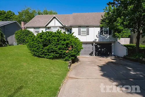 10218 Haskins St Photo 1