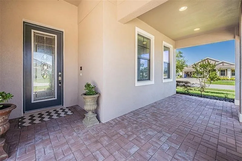 4 bed, 3.0 bath, 2419 sqft, $3,300 — Photo 3