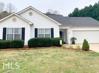 35 Macedonia Woods Ct, Newnan, GA 30263