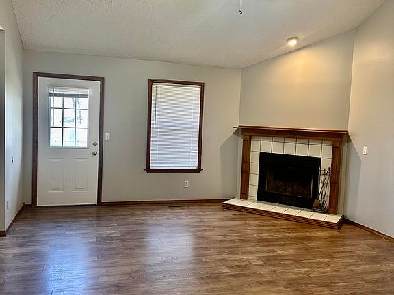 4th image of 505 E Ozark Jubilee Drive