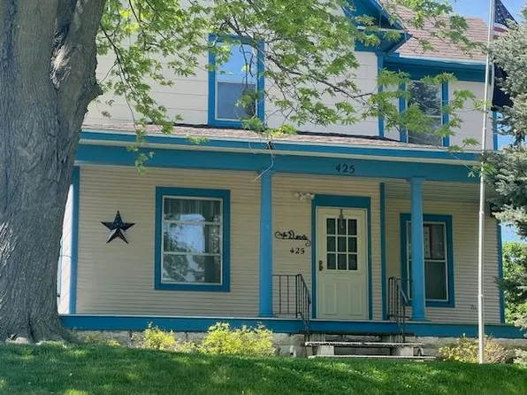 425 S Deming St, Campbell, NE 68932