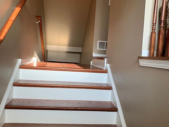 3rd image of 3411 Kentshire Cir