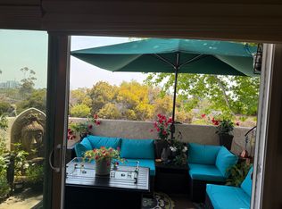 8490 Via Sonoma UNIT 7, La Jolla, CA 92037