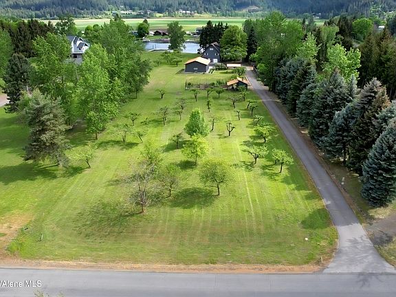 4th image of 874 Cottonwood Dr