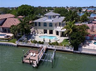 524 Harbor Dr N, Indian Rocks Beach, FL 33785