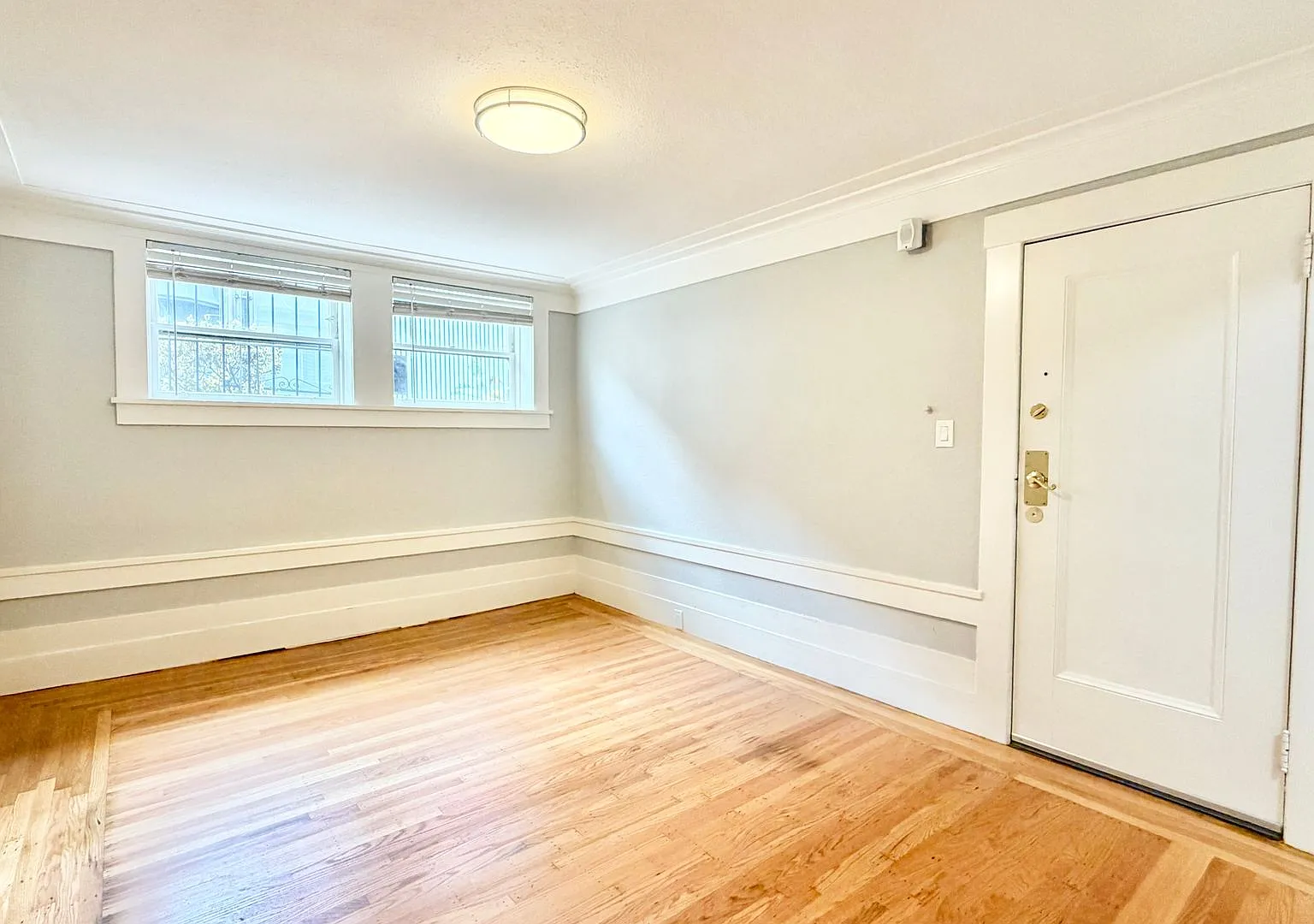 191 Frederick — Photo 2