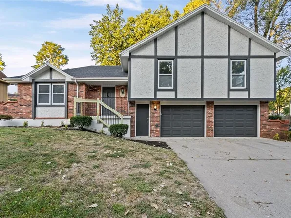 2800 S Cochise Dr, Independence, MO 64057