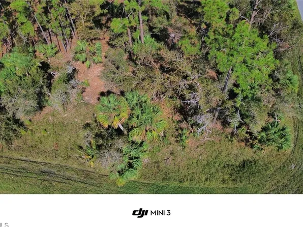 411-421 Lindon St, Pt Charlotte, FL 33954