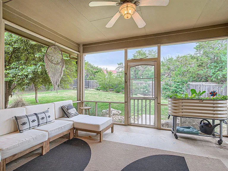 21825 Briarcliff Dr — Photo 2
