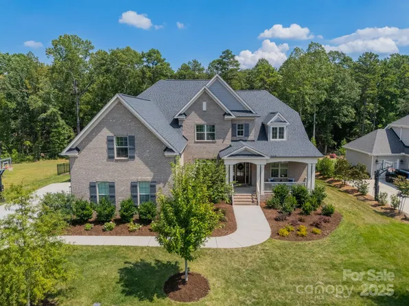 1445 Cherry Laurel Dr, Waxhaw, NC 28173