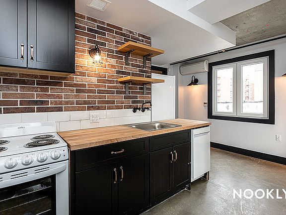 4th image of 639 Foster Ave #402