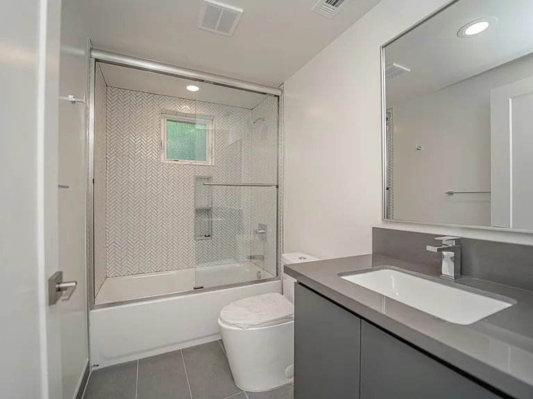2115 Holly Dr #2115 — Photo 25