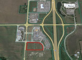 6015 Performance Dr, Roscoe, IL 61073