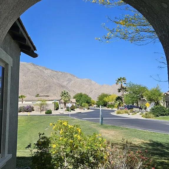 Summit Dr — Photo 19