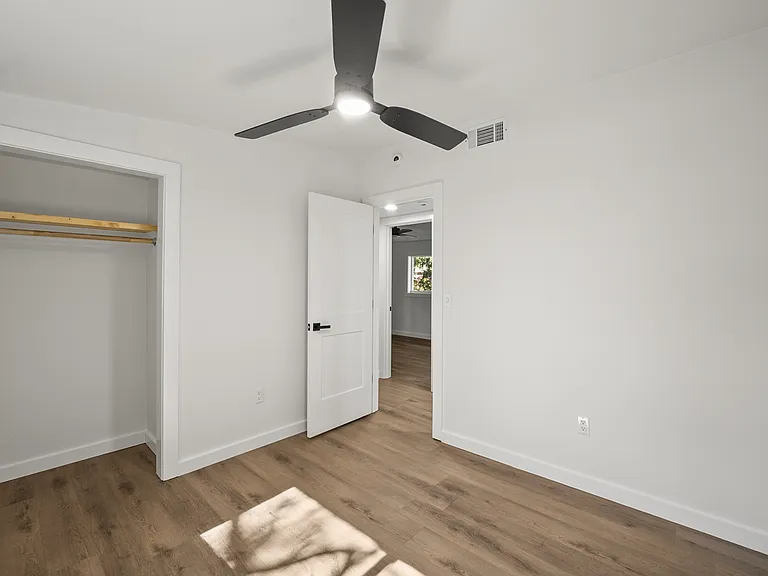 1608 Madrid Ave — Photo 6