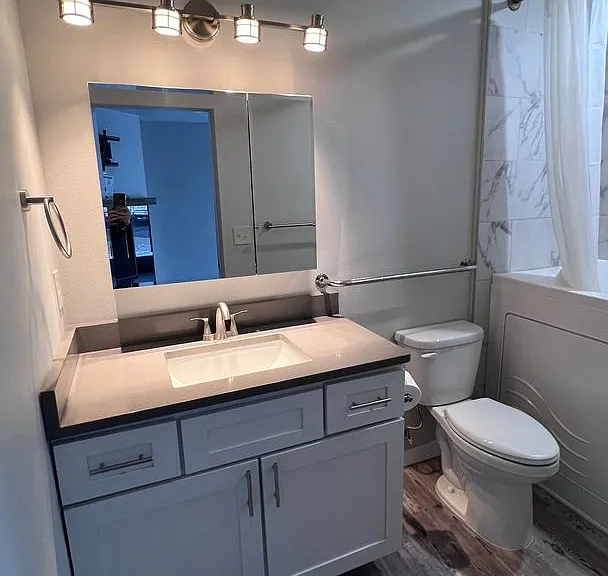 100 3rd St #1 — Photo 9
