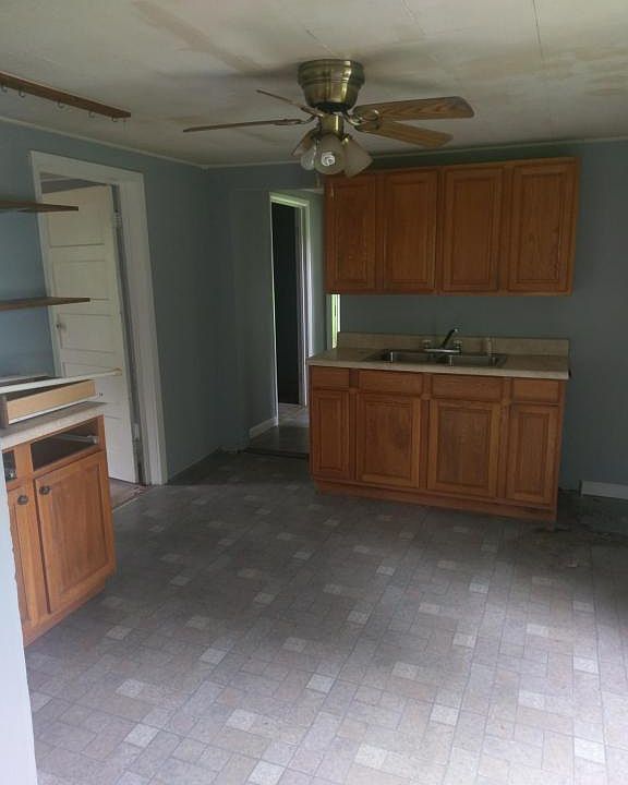 2nd image of 800 Macedonia Rd