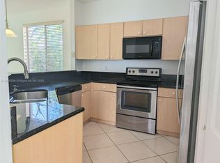 2751 SW 4th Ct, Fort Lauderdale, FL 33312