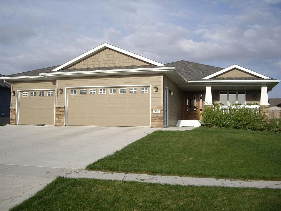 Beautiful Home In Great Neighborhood!
