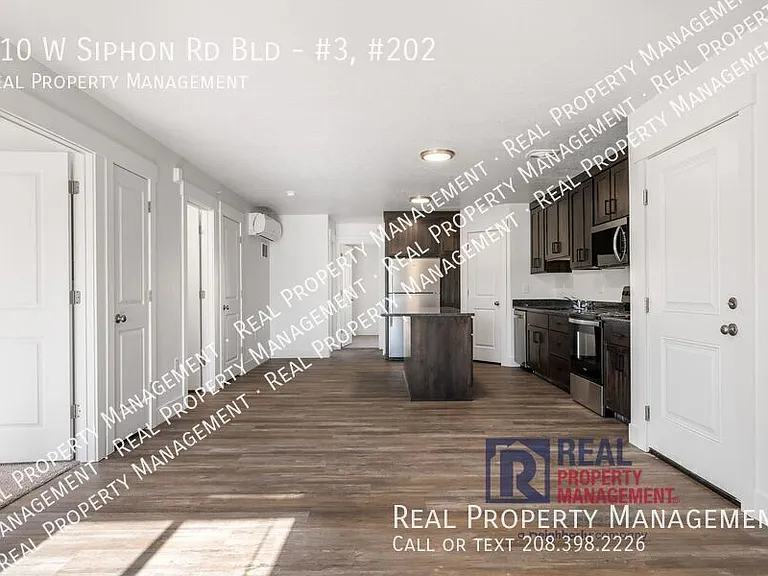110 W Siphon Rd #BLD-202 — Photo 8