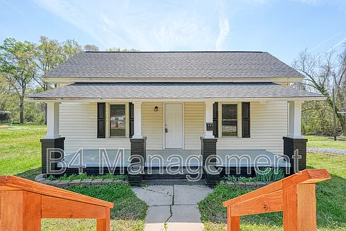 467 W Peachtree St Photo 1