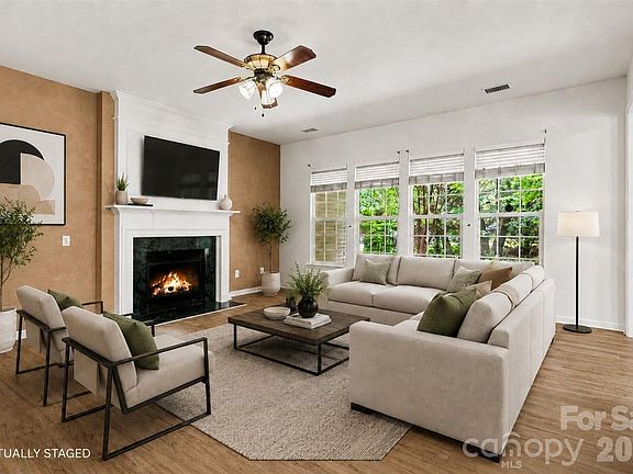4th image of 8708 Heron Glen Dr