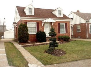 20950 Tracy Ave, Euclid, OH