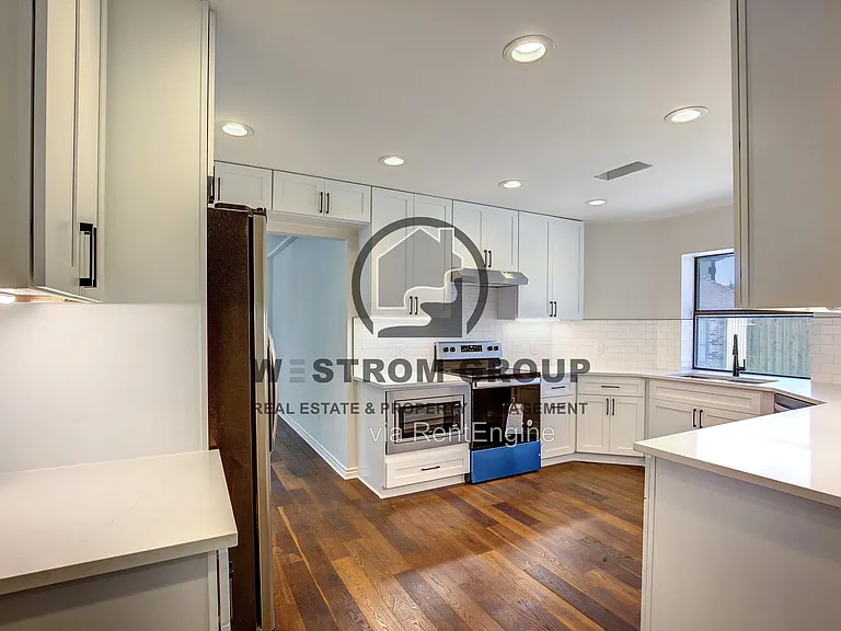 307 Oakmont Dr — Photo 14