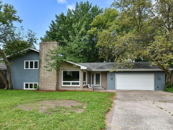 225 5th St S, Delano, MN 55328