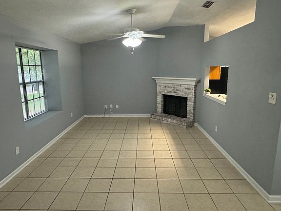2nd image of 1153 Brafforton Dr