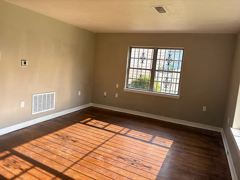 5636 Lemonwood Dr — Photo 3