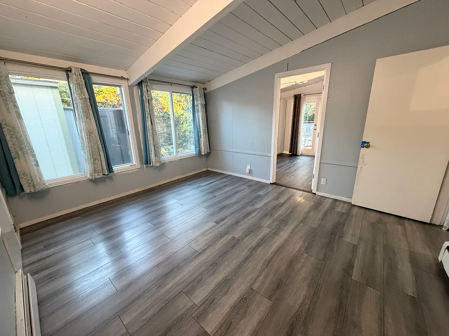 4 bed, 1655 sqft, $8,500 — Photo 4