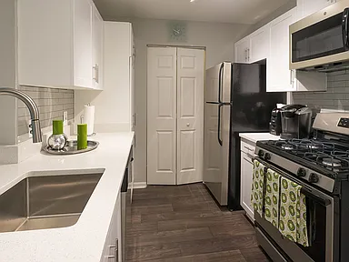 Alister Quincy | 3BD-2BA |