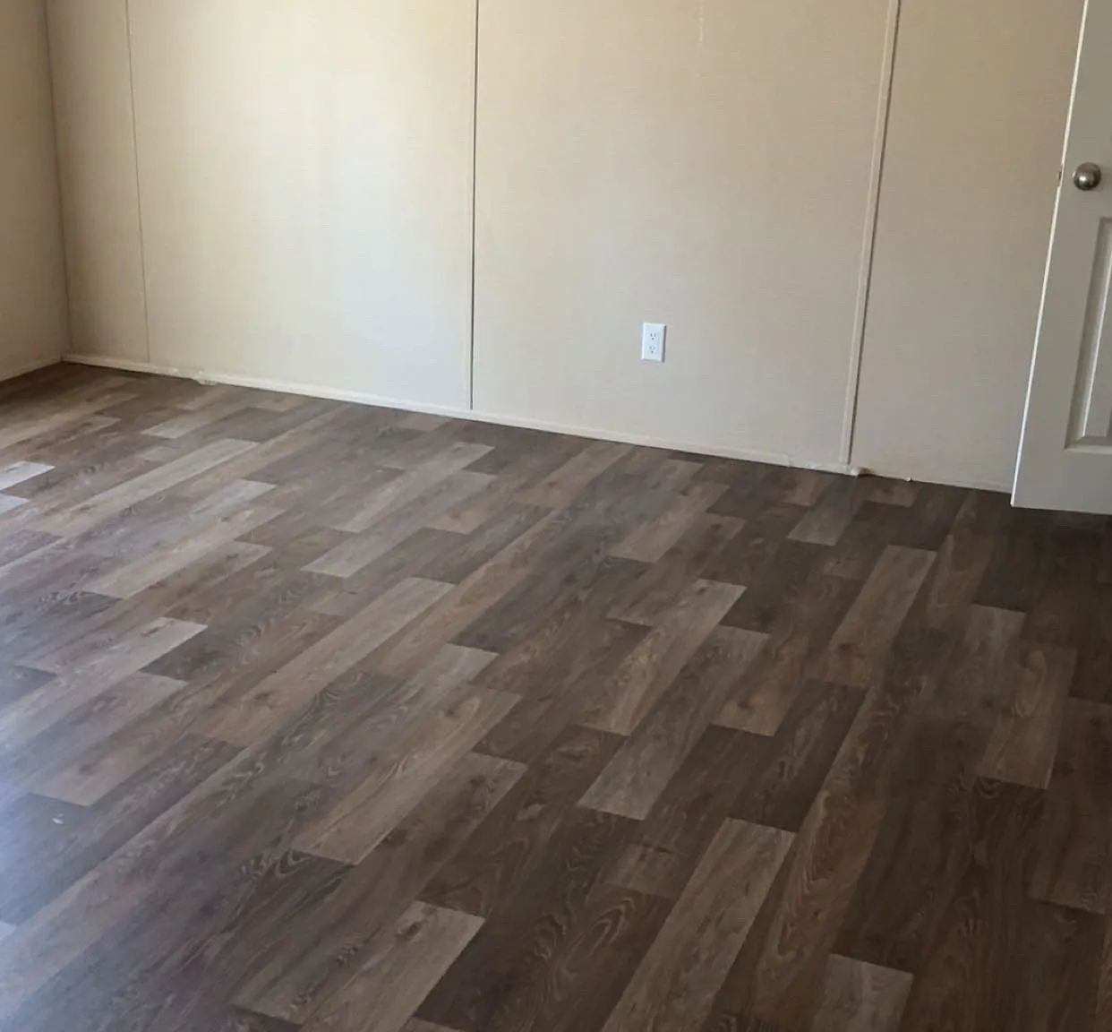 4 bed, $2,000 — Photo 3