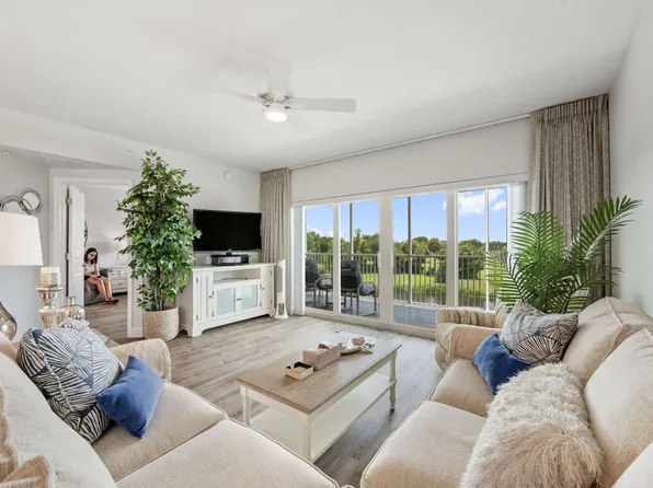 960 Starkey Rd Unit 8206, Largo, FL 33771