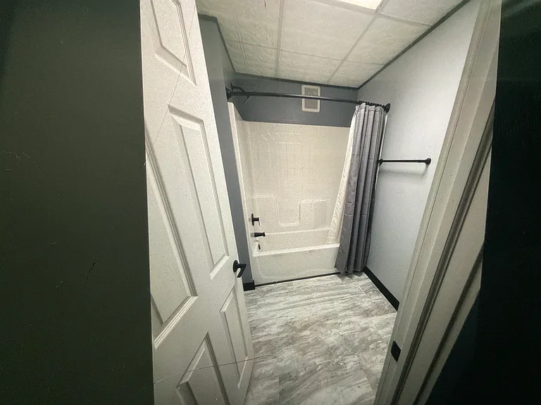 801 S Walnut St #4 — Photo 6