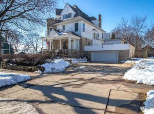 906 Haskell Ave, Rockford, IL 61103