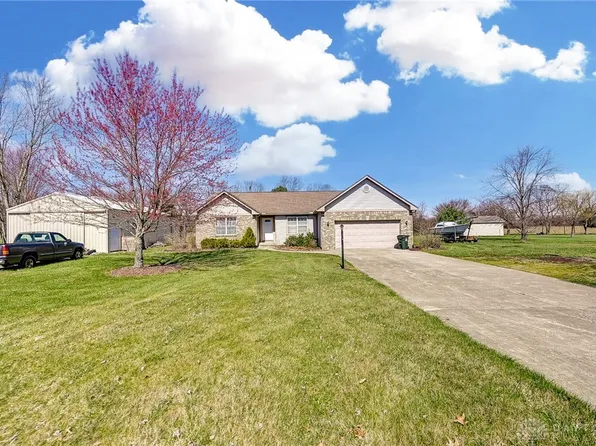 2720 Quail Field Dr, Lebanon, OH 45036